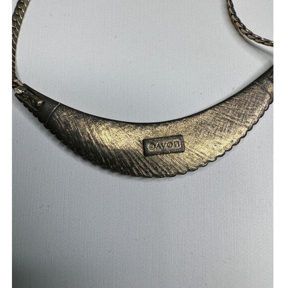 Vintage 1984 Avon Pleated Crescent Necklace 1984 Avon Pleated Crescent Necklace - Picture 4 of 5
